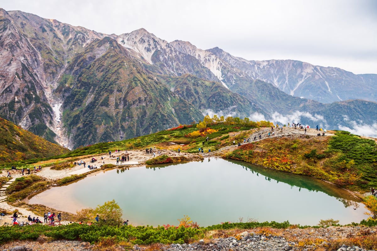 Hakuba-Happo-Pond-01