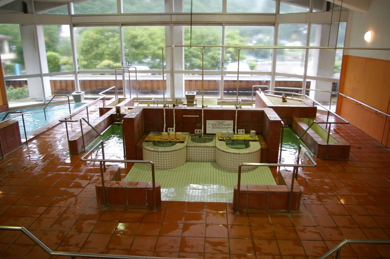 02_上田市鹿教湯健康センター クアハウスかけゆ_1