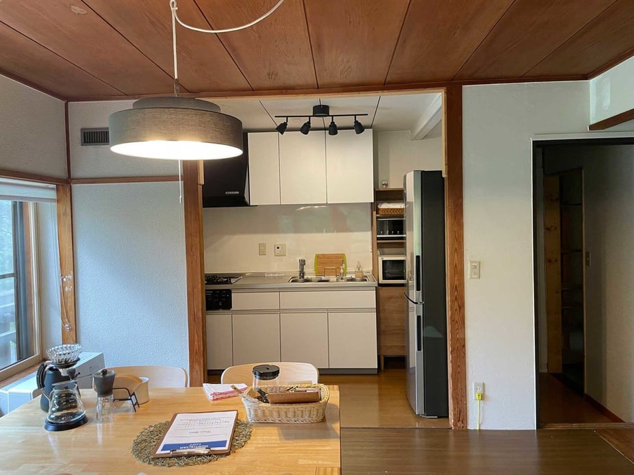 17_2_Mountain-View_Kitchen-IMG_9802-scaled