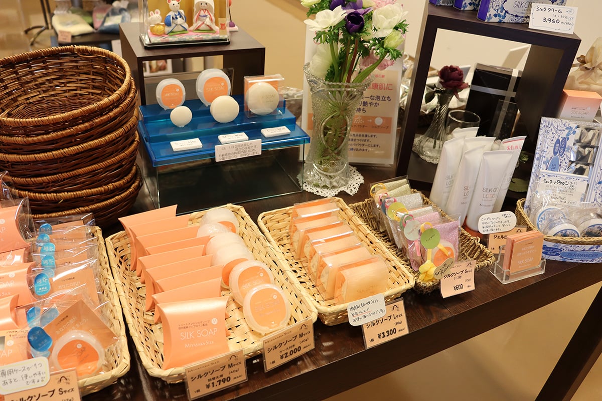 岡谷蚕糸博物館 シルクファクトおかや