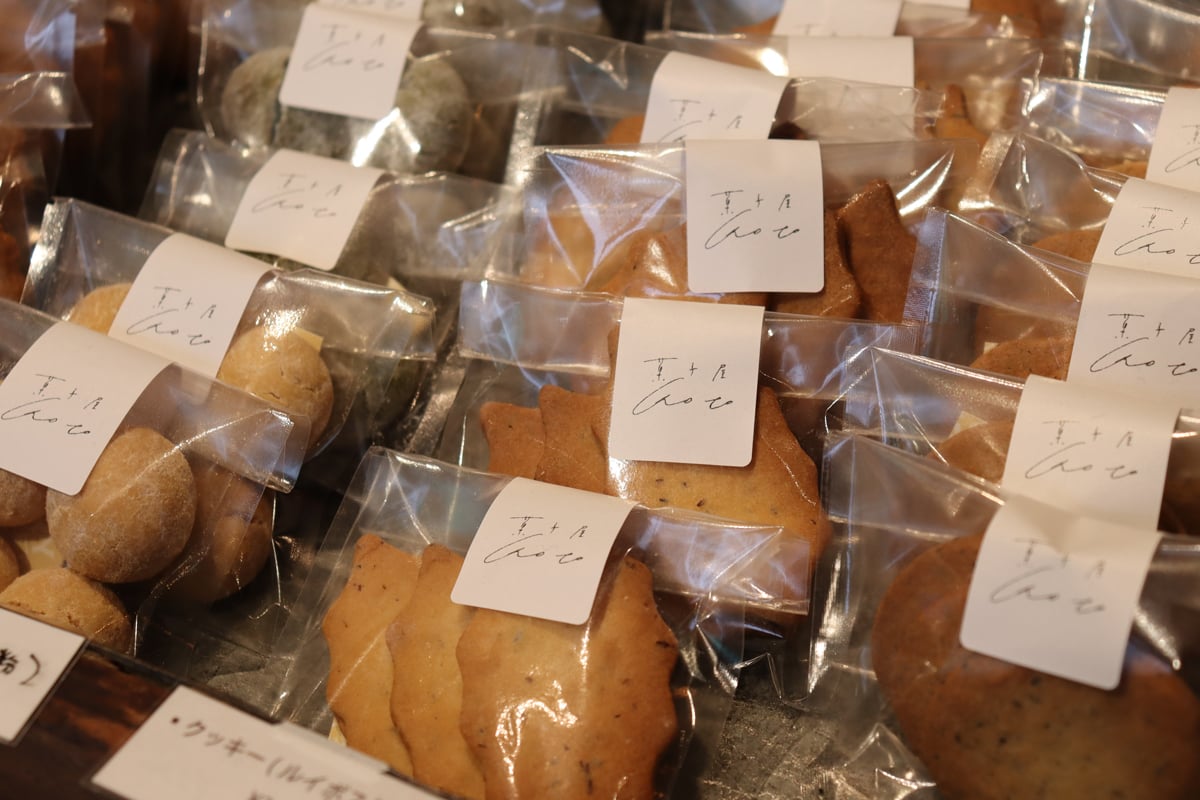 雑貨店fumi / 菓子屋koto