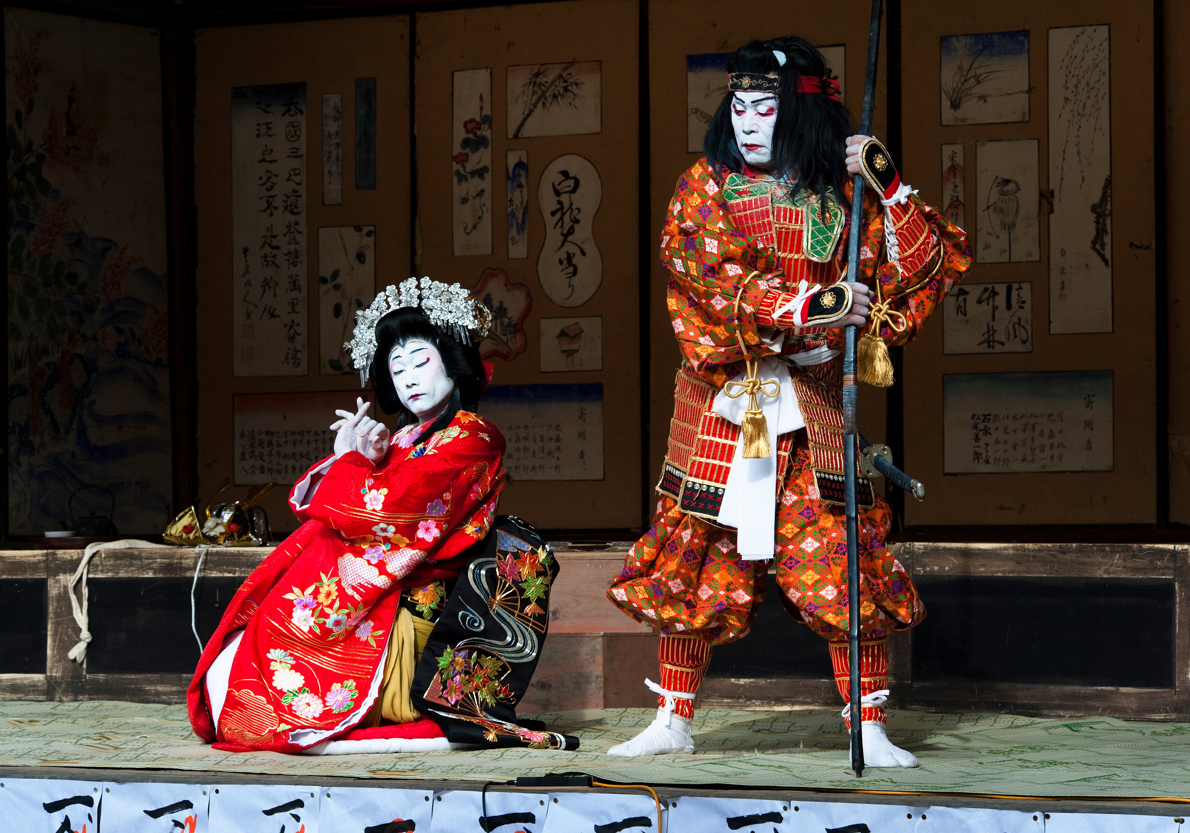 Festivals and Theatrical Performances Beyond the Nakasendo