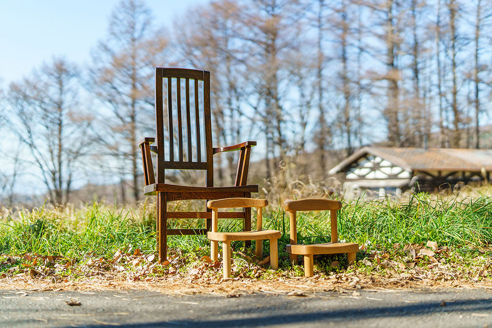 木工家が作る木の椅子に座ろう