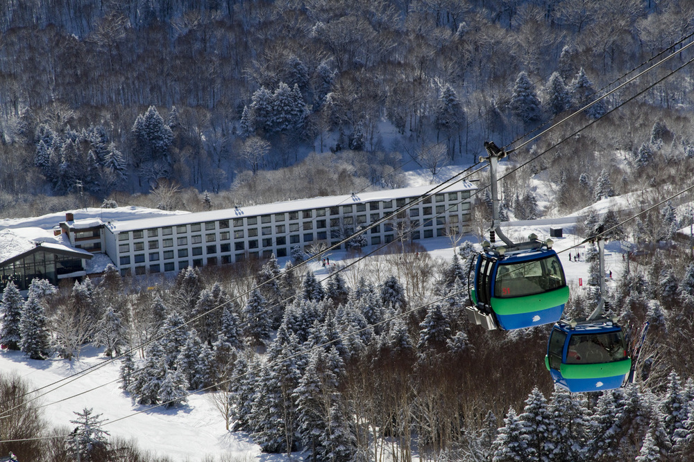 志賀高原スキー場のおすすめホテル12選 ゲレンデ目の前～徒歩5分以内のホテルを紹介