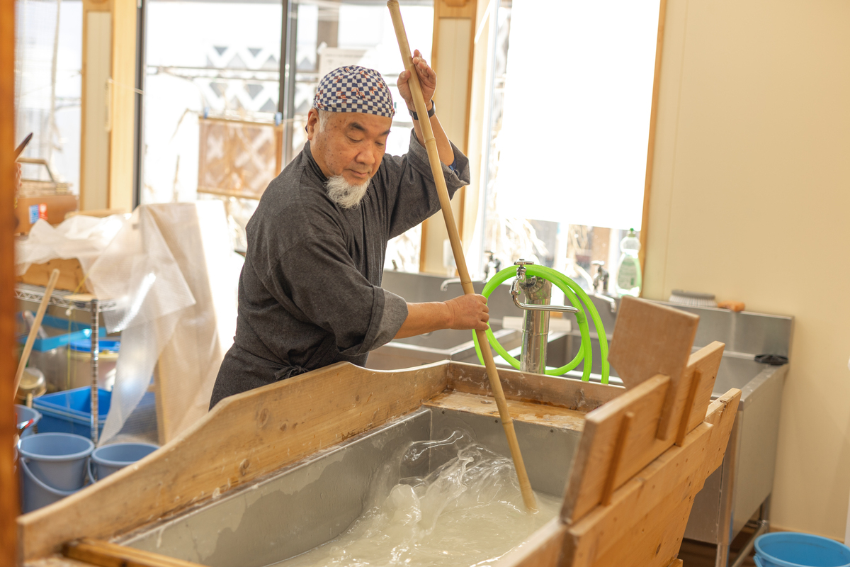 Grow Trees, Make Paper and Connections. Traditional Culture Spun by Washi and Mizuhiki.