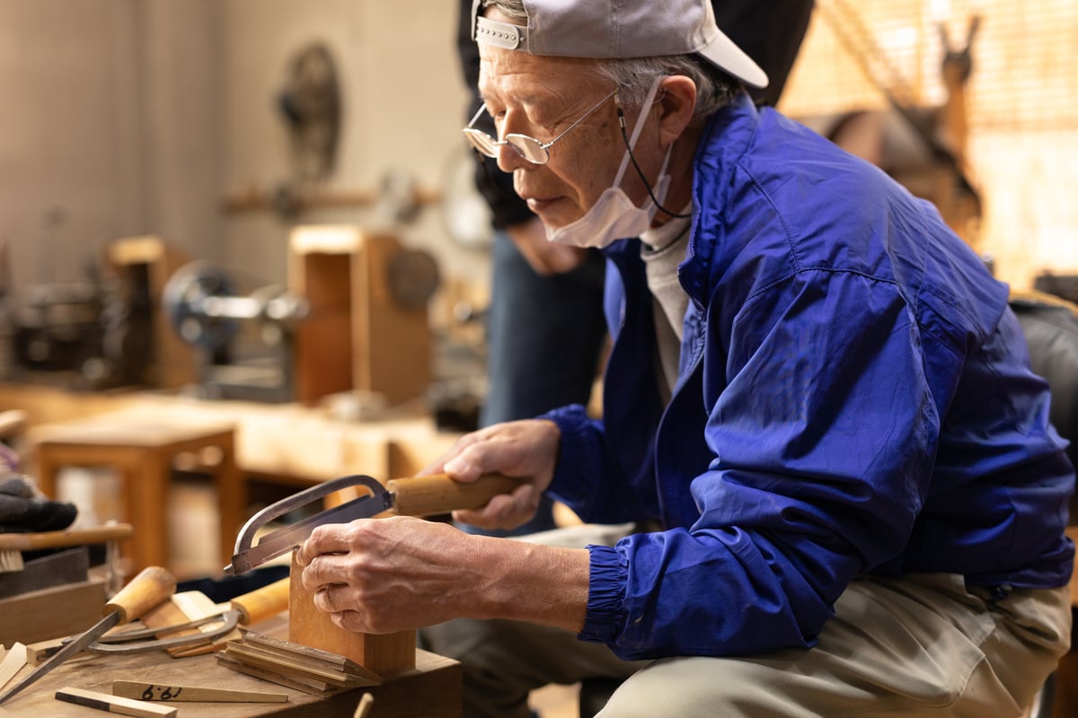 Protected Craft Born From Local Legend. The Traditional Culture Rooted in the Orokugushi Comb.