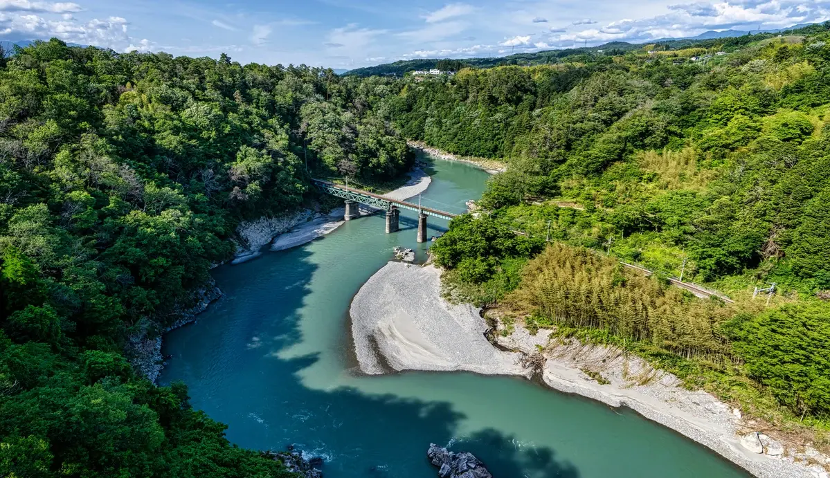 TOP_AdobeStock_608936077