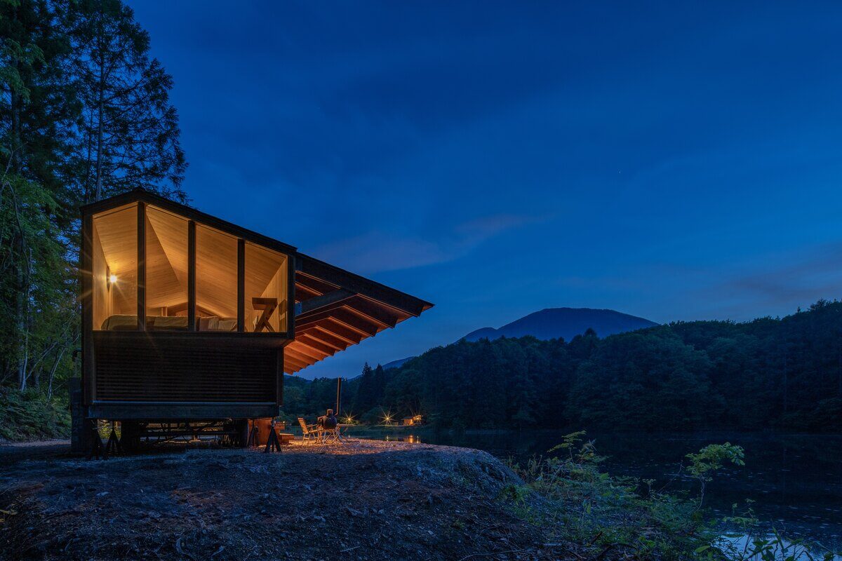 Saunas and Glamping at Earthboat